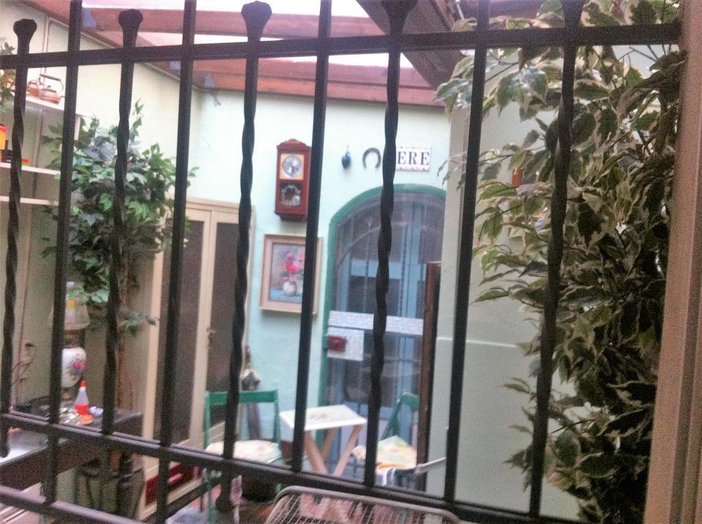 Appartamento Monica Bolonia Exterior foto